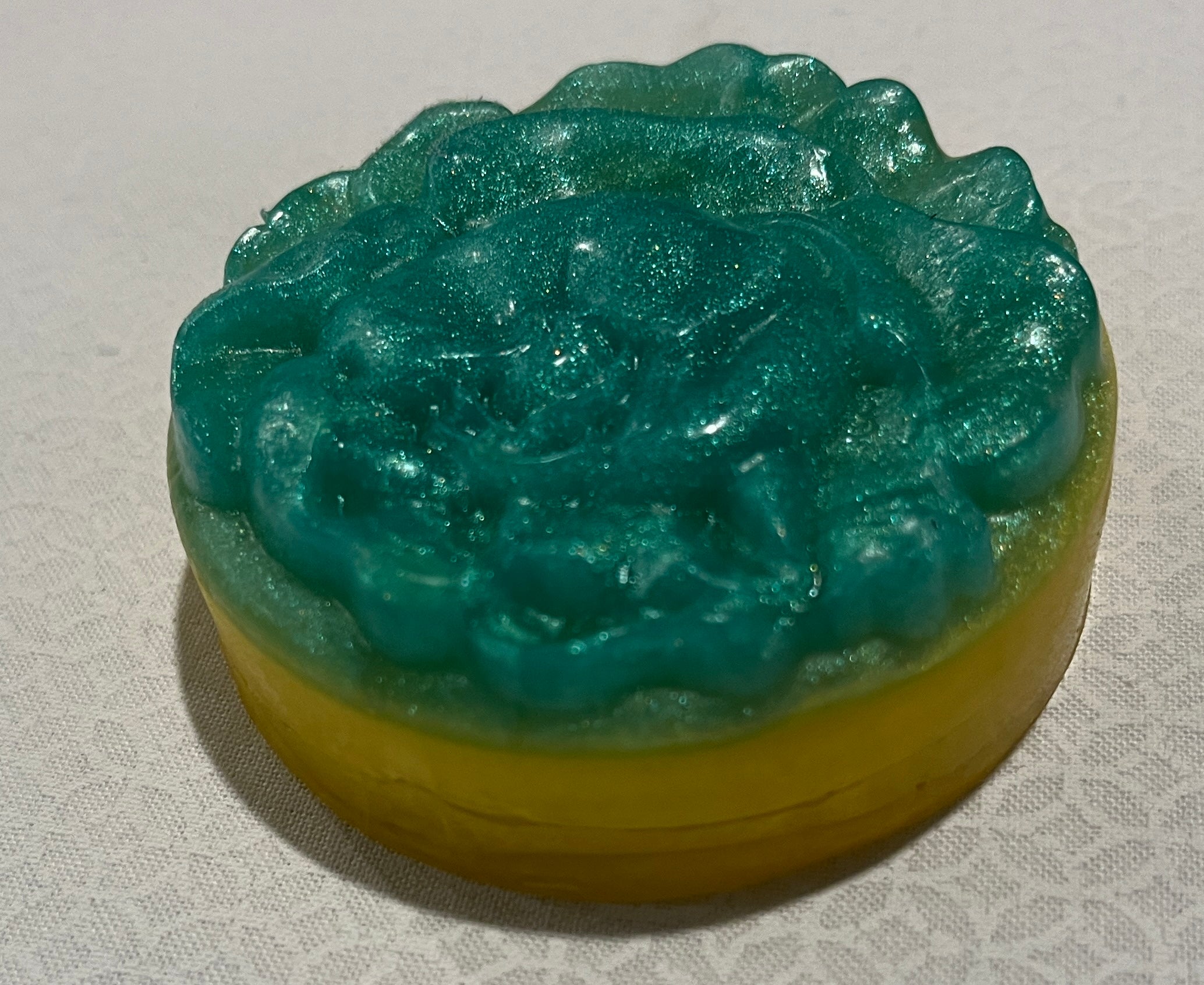 Juniper Berry in Shea Butter